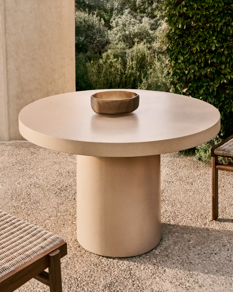 AIGUABLAVA - Table ronde en ciment - Ø 120 cm